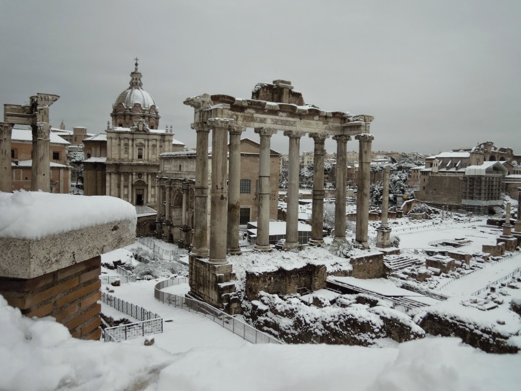 Roma, febbraio 2012, clima ideale per il proprio debutto artistico.