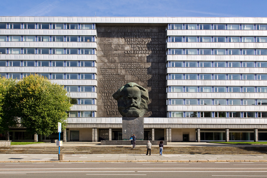 Il monumento dedicato a Karl Marx a Chemnitz.