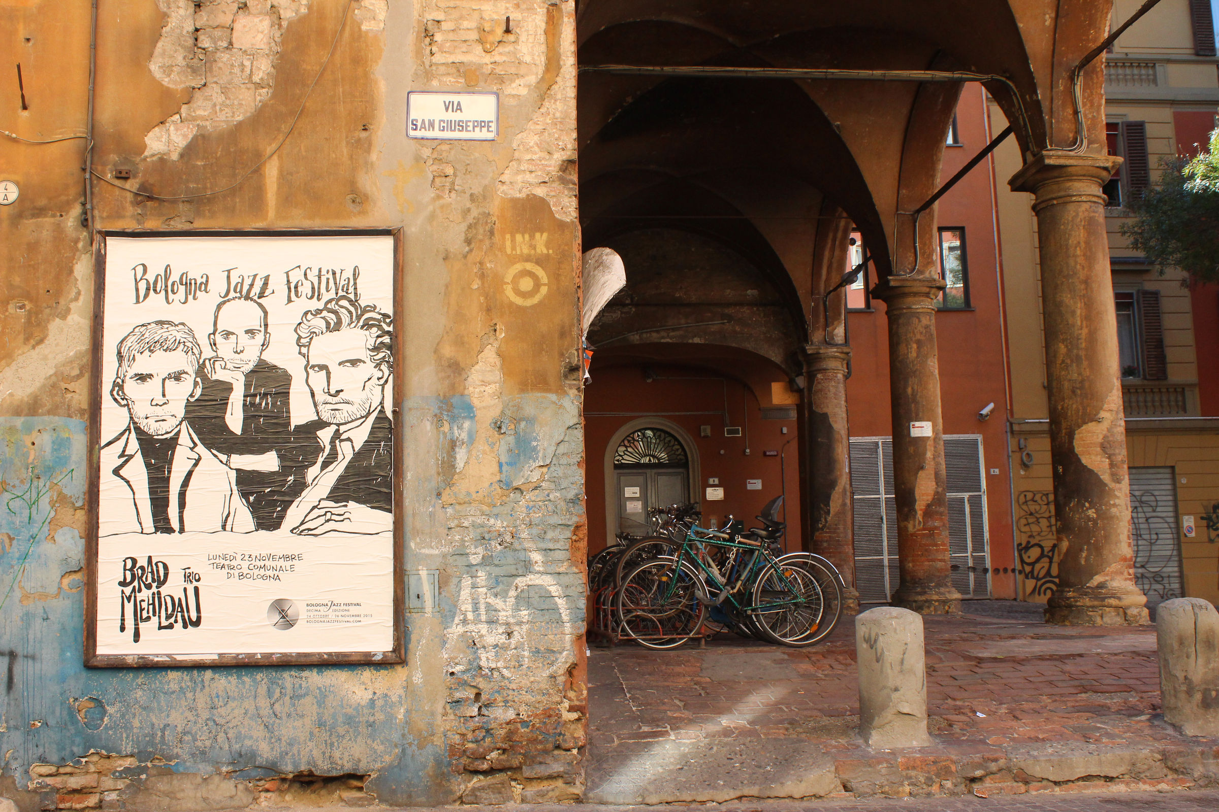 I poster di CHEAP disegnati da Vanna Vinci per il Bologna Jazz Festival